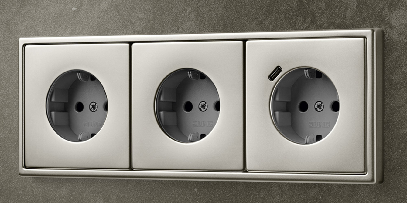 SCHUKO® Steckdosen mit USB bei Elektroplax in Laichingen