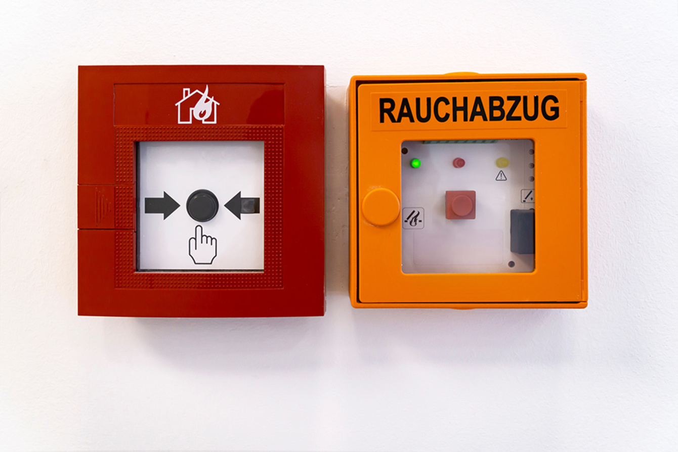 Rauchwärme­abzug bei Elektroplax in Laichingen
